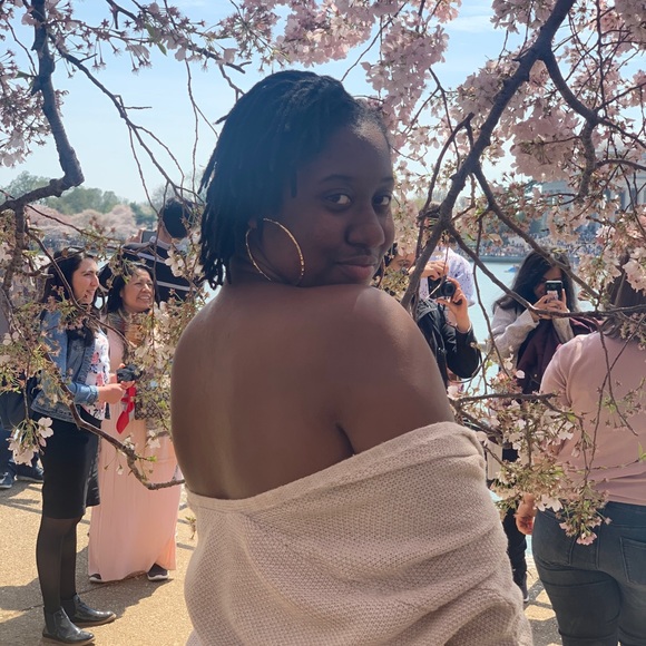 Meet your Posher, Maya - Picture 1 of 1